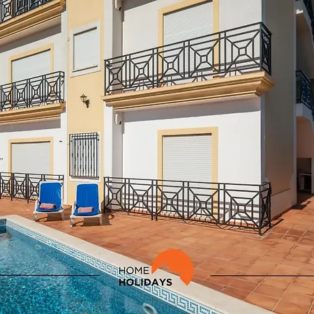 #289 T2 Almeida Garret F By Holidays *